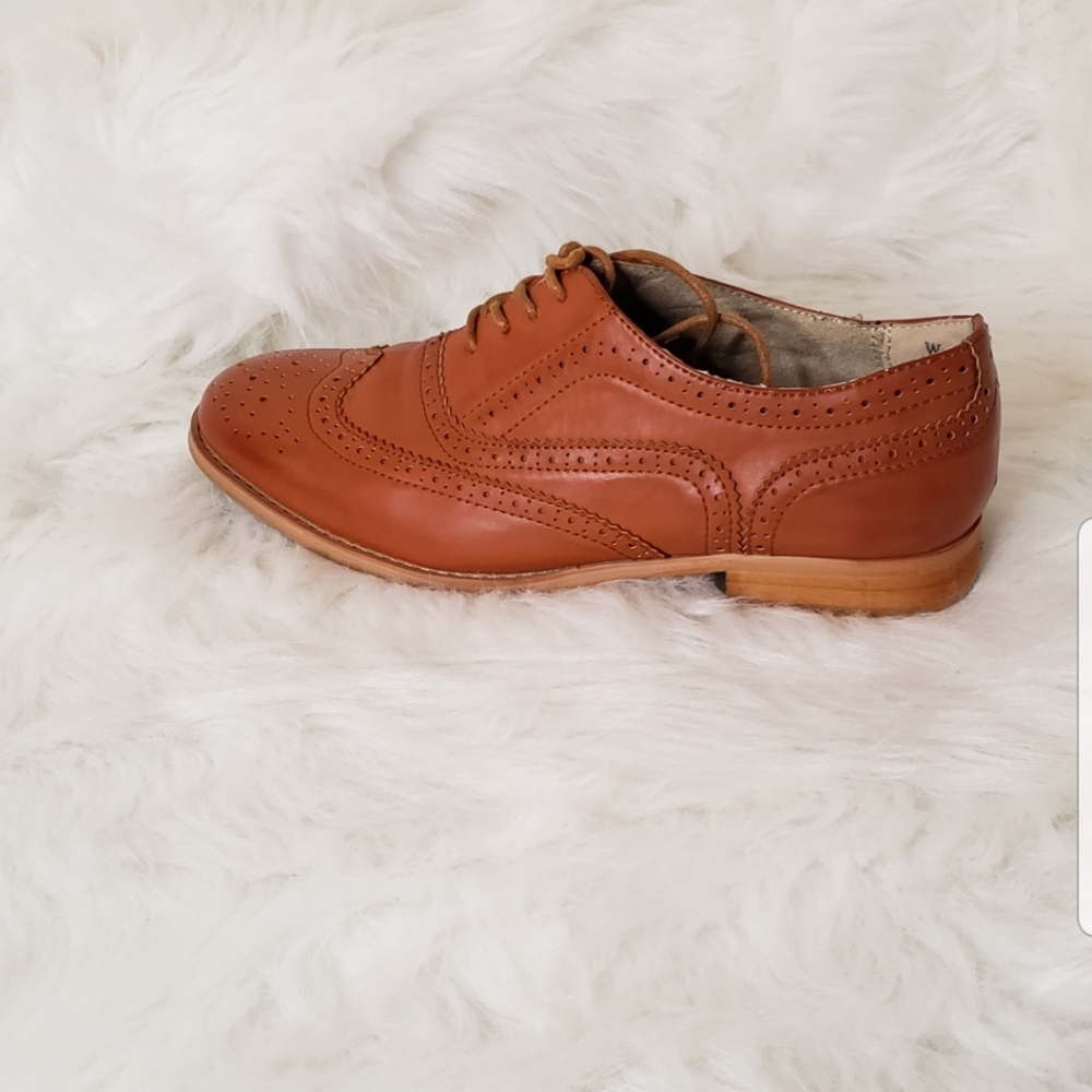 Wanted big boy's dress up shoe